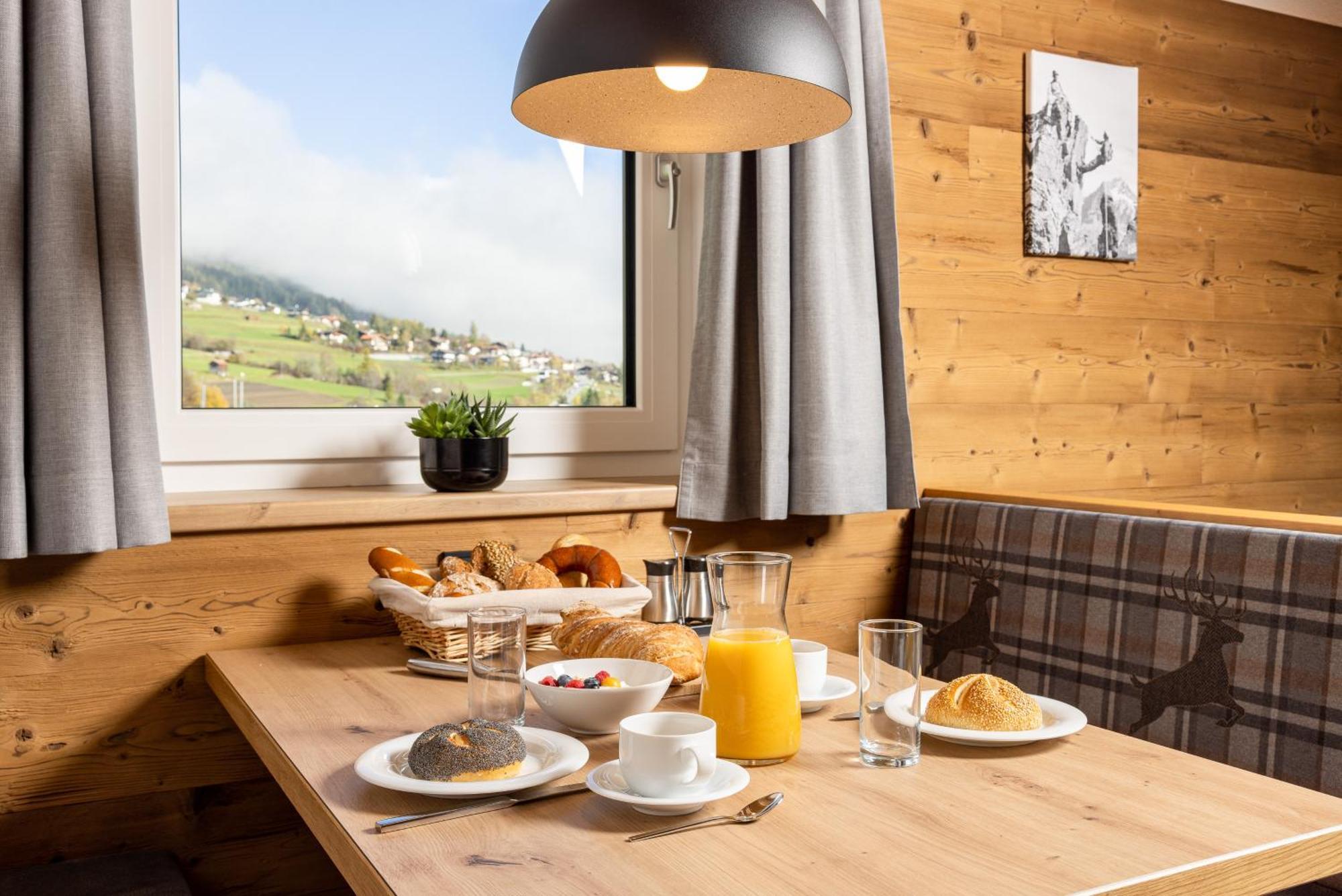 Apartments Am Bichl Фулпмес Екстериор снимка